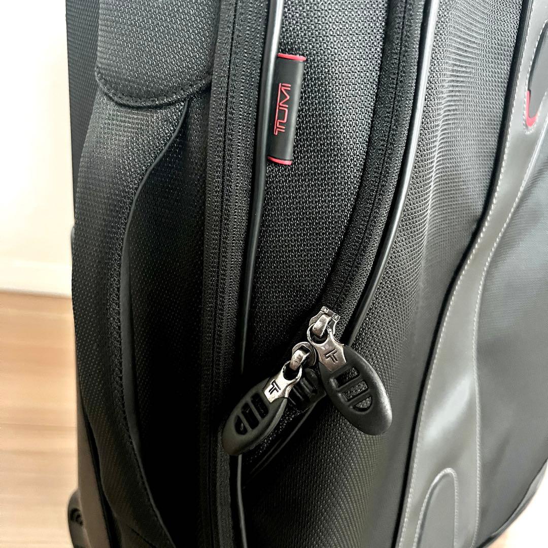 美品　TUMI キャリーバッグ T-TECH 機内持込 ブラック 5520D
