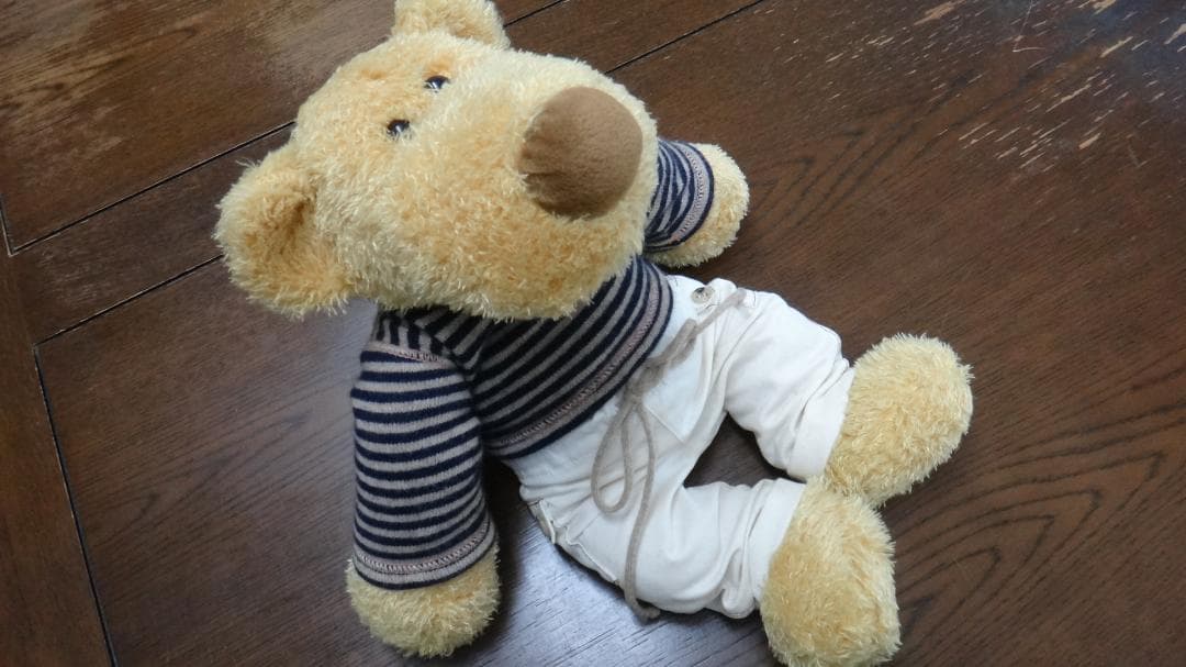 ブルネロを着たクマさん　ぬぐるみ