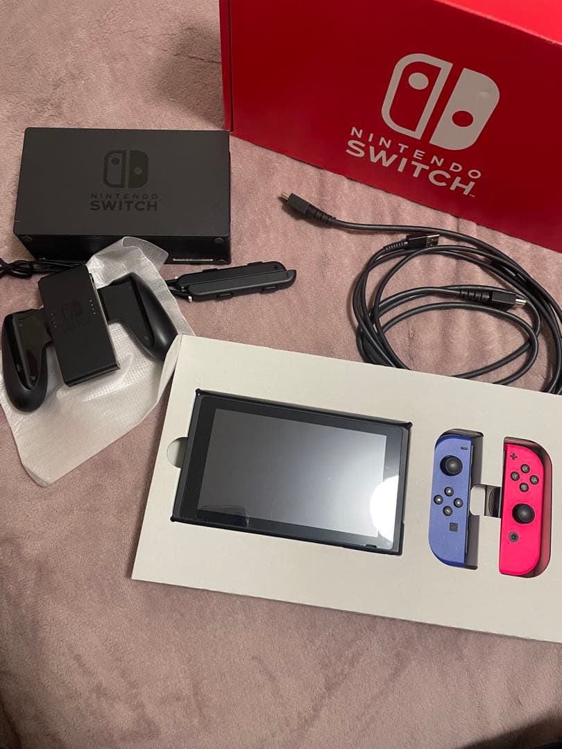 美品Nintendo Switch 本体128GB SDカード/保護フィルム付き