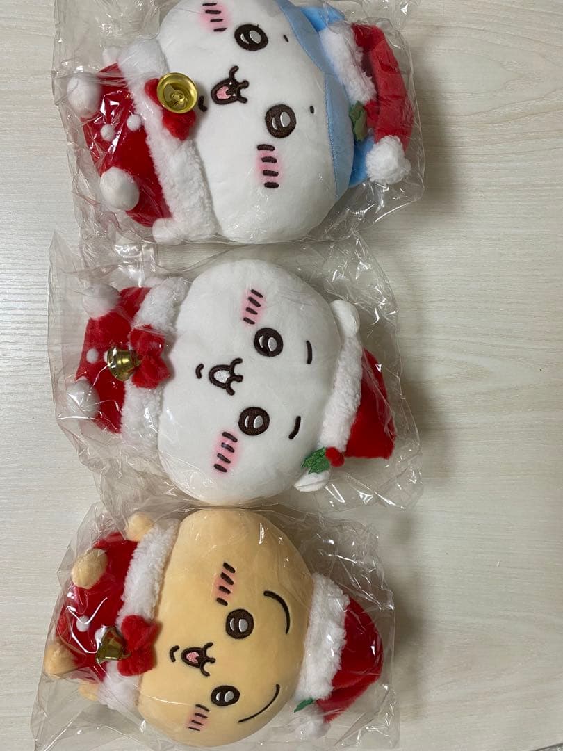 【無料送料】【新品・未開封】 ちいかわ　サンタさんだ！ぬいぐるみS　3体セット