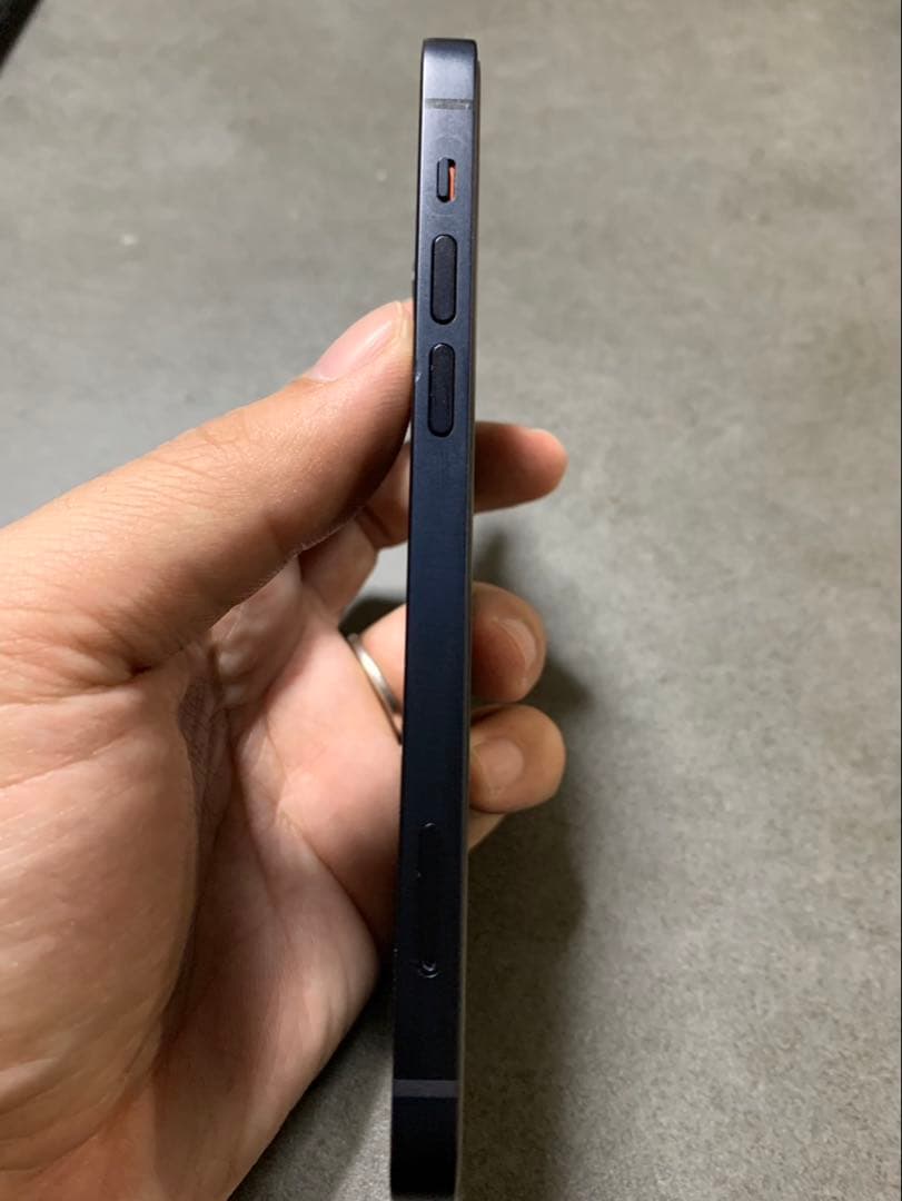 Apple iPhone 12 64GB ブラック SIMフリー