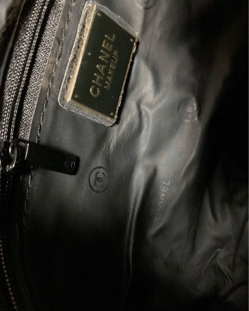 CHANEL ノベルティ　ショルダーバッグ