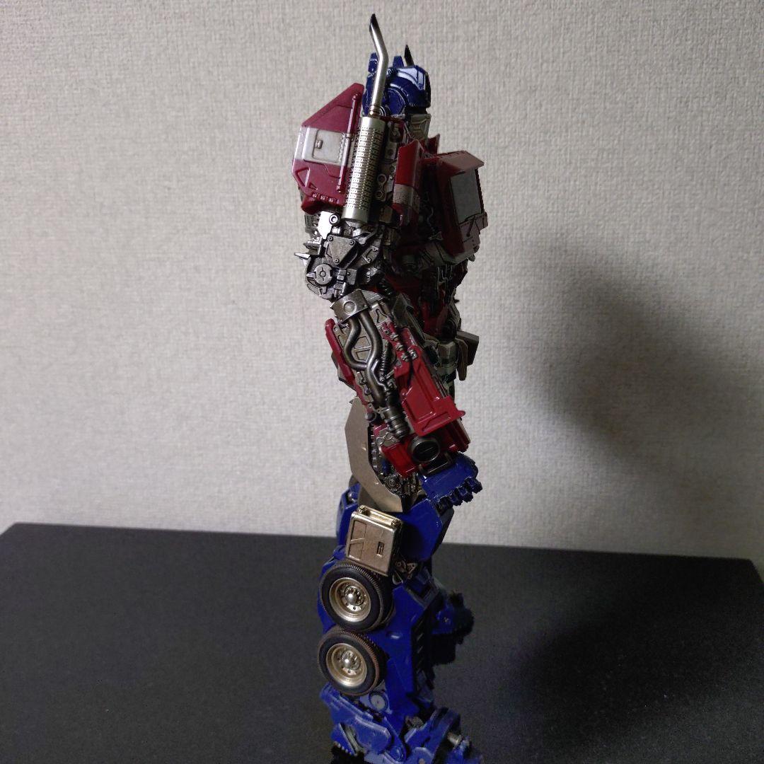 threezero　DLXスケール　オプティマスプライム