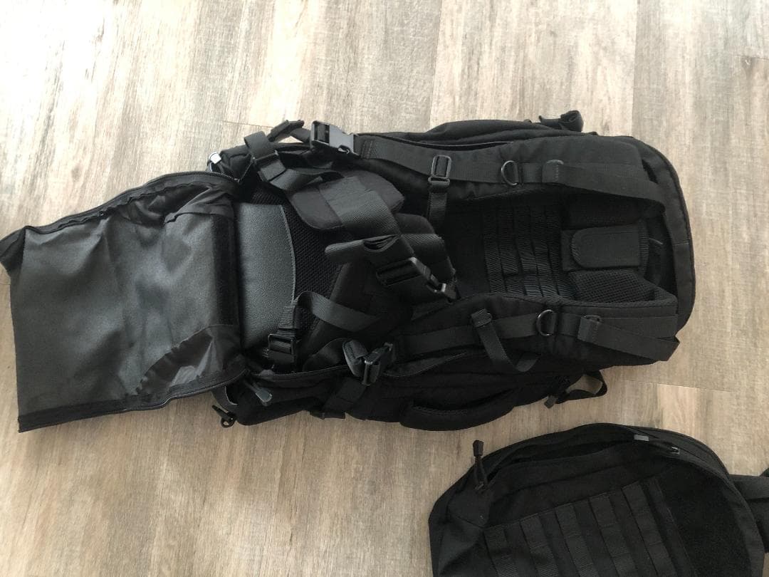 コンドルアウトドア　トレッカー3--1トラベルバックパック