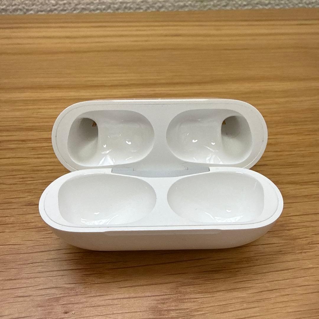 AirPods Pro 第2世代 Lightning充電ケース付きモデル