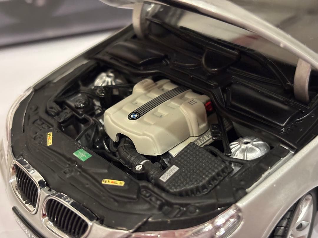 BMW 545i touring E61 silver ミニカー 京商 1/18