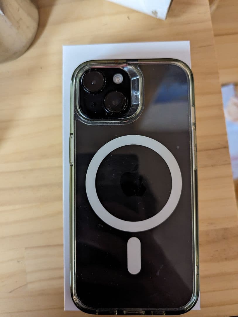 iPhone15　本体　SIMフリー　256GB　箱ありケース付ガラスフィルム張