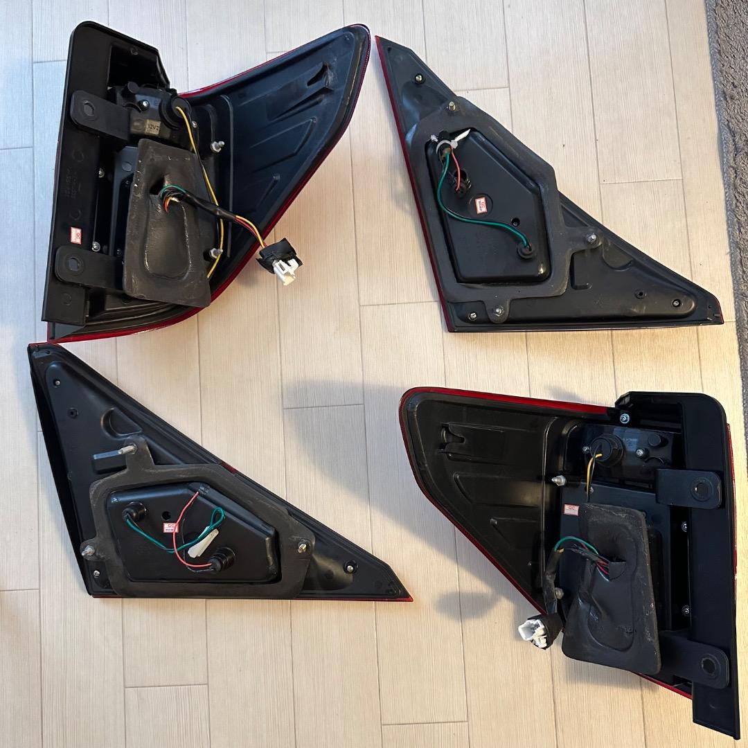 20アルファードテールランプ