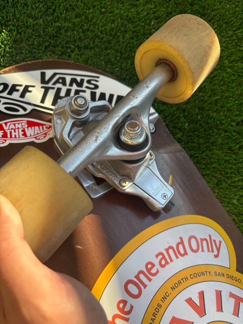 GRAVITY サーフスケート　スラローム　カーバー