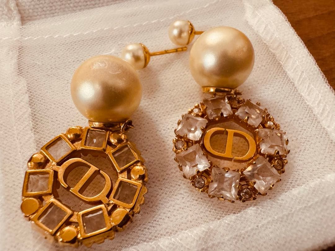 Dior Tribales ピアス メタル・レジンパール・クリスタル