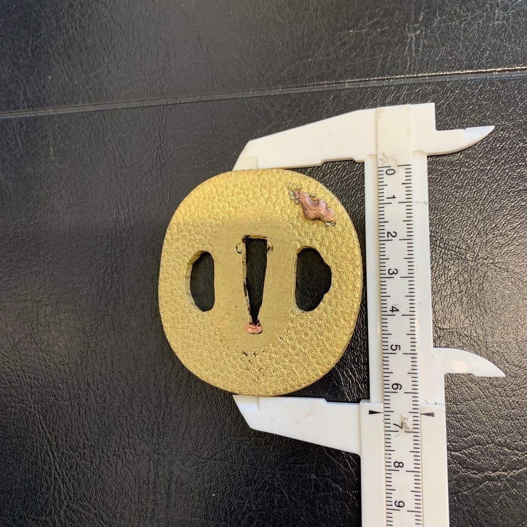 鍔　材質唐金　真鍮製　時代物　在銘　安信作