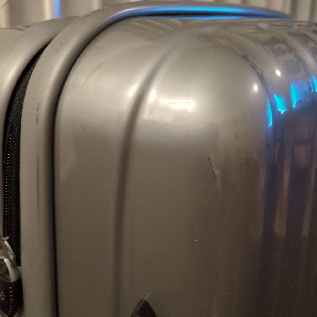 Samsonite シルバースーツケース72×50、厚み約28㌢