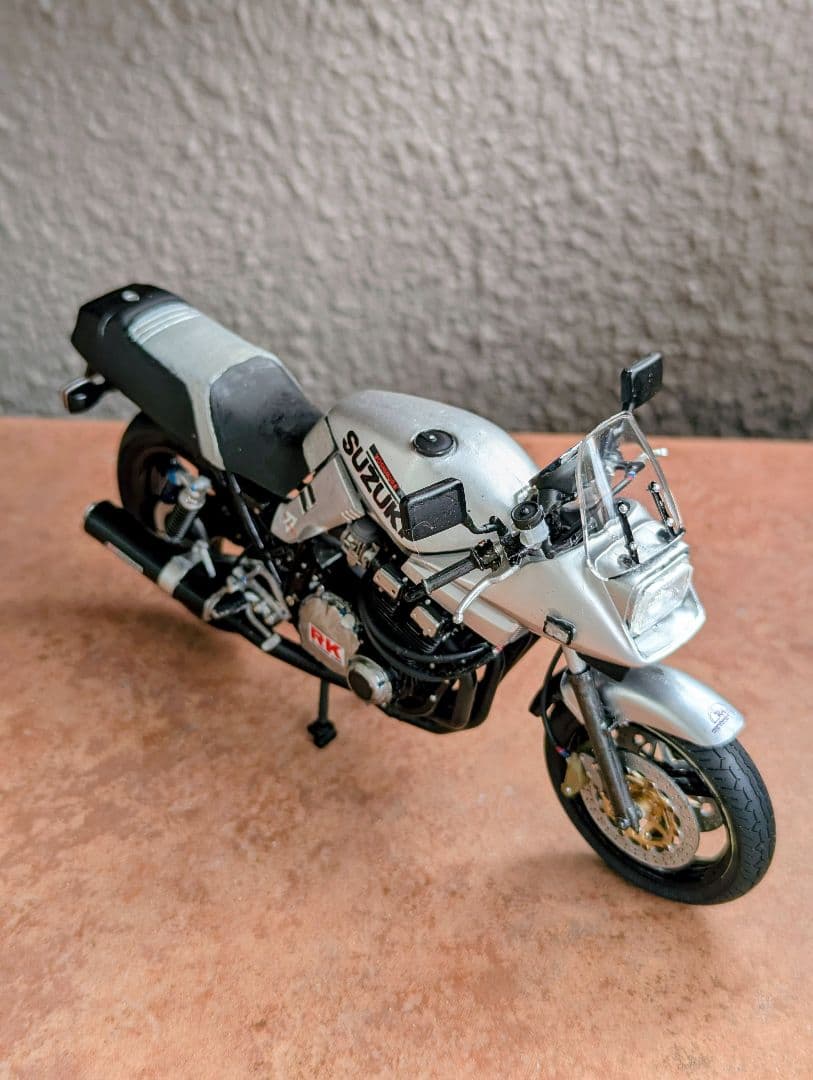 タミヤ1/12スズキカタナ改バイクプラモデル