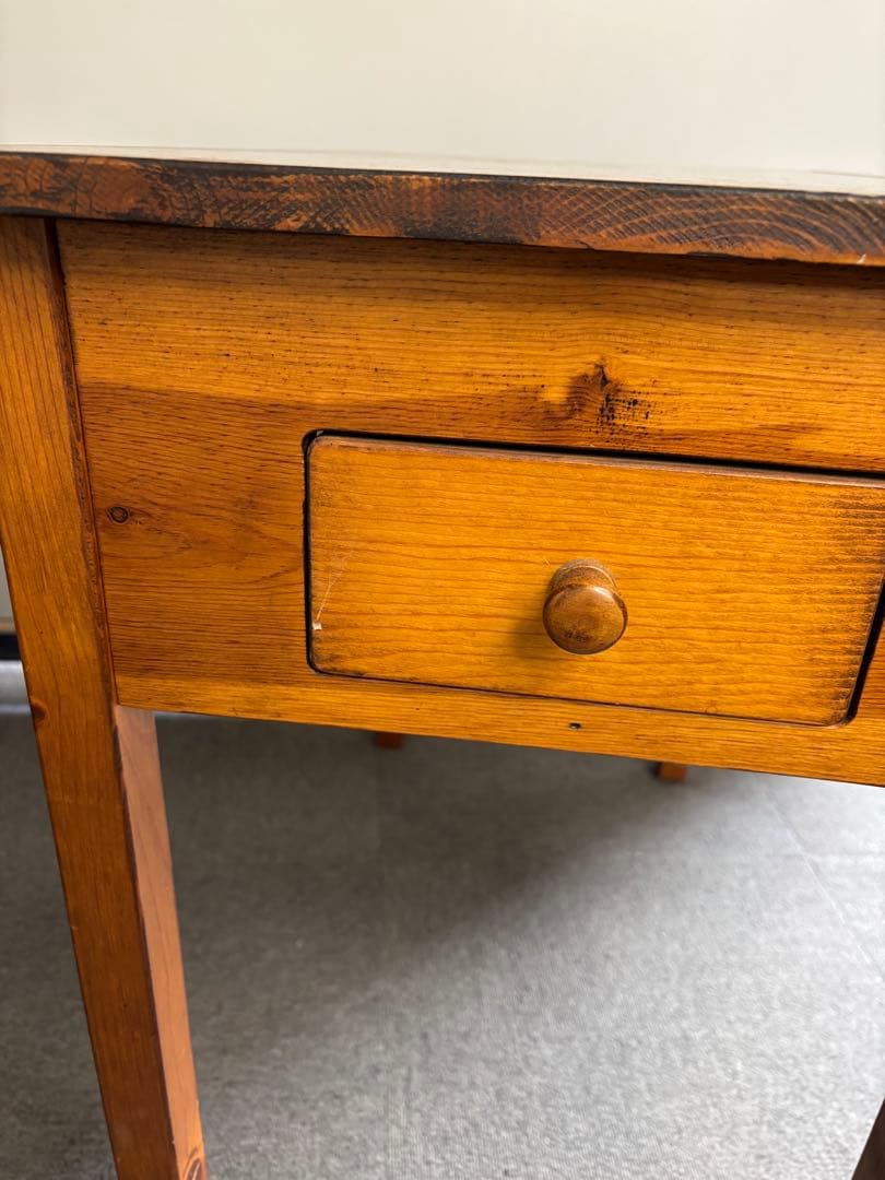 ピノ　アンファン　バタフライテーブル