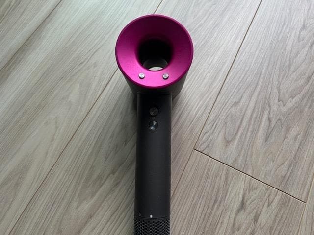 Dyson Supersonic ヘアドライヤー　米国使用