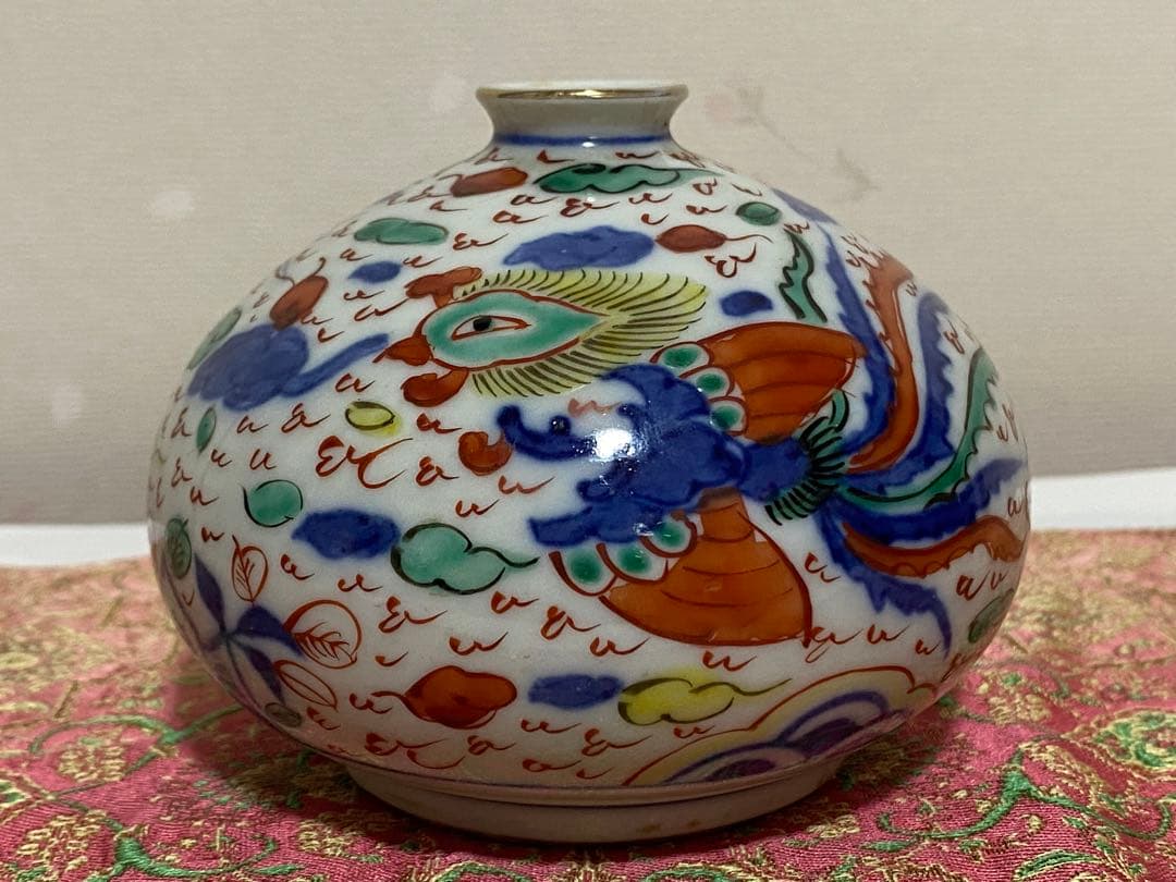 ♦️中国陶磁器 大明萬暦年製銘 染付赤絵 小壺？萬暦赤絵 古美術品 骨董品