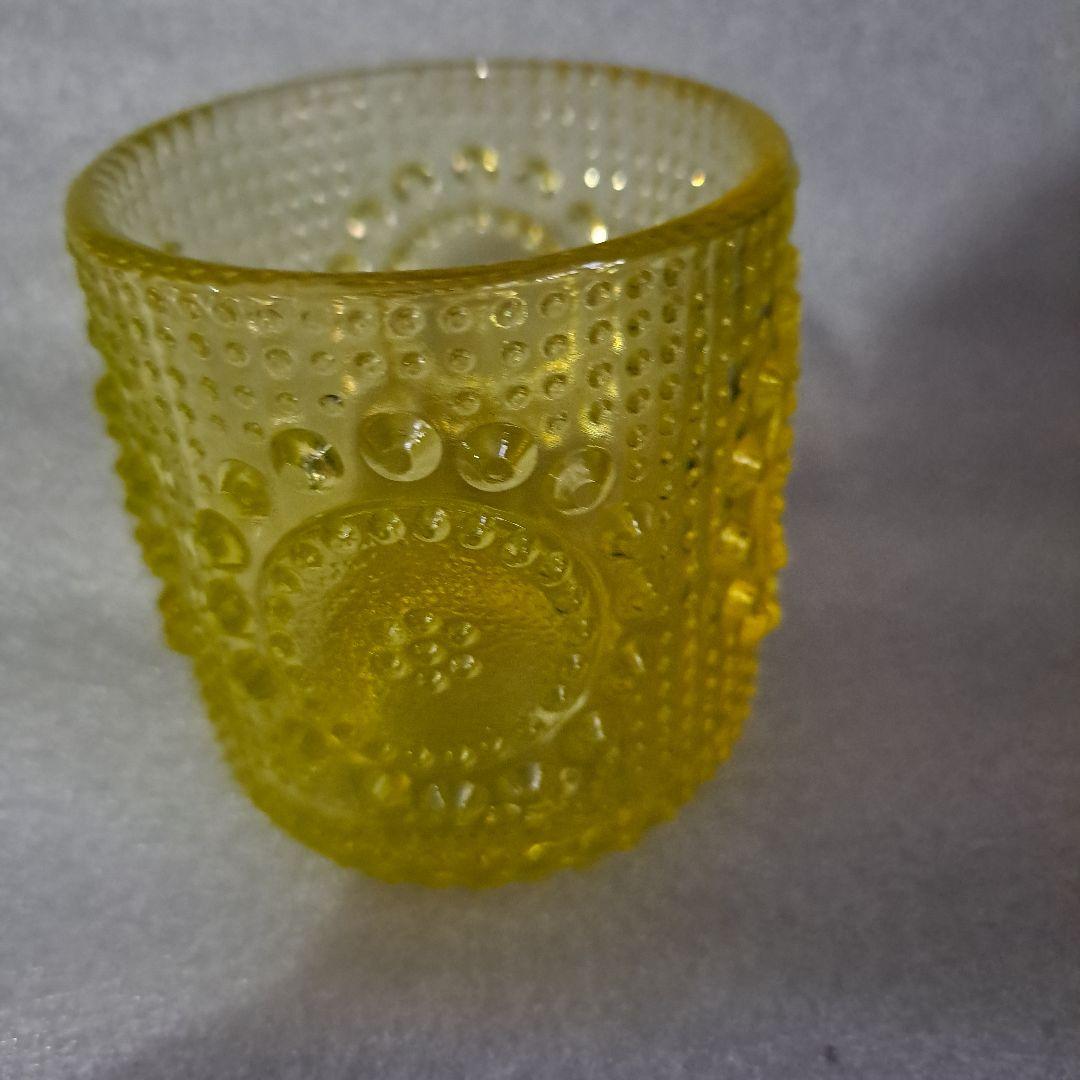 ウランガラス　　極上カナリアンイエロー　USA 　切り子グラス　カップ