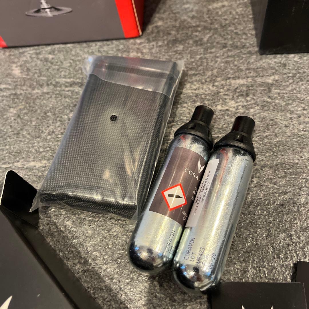 新品未使用　コラヴァン モデル2 エリート　ピアノブラック