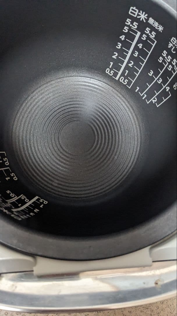 東芝　真空圧力IHジャー炊飯器　RC-10E7VX　2019年製