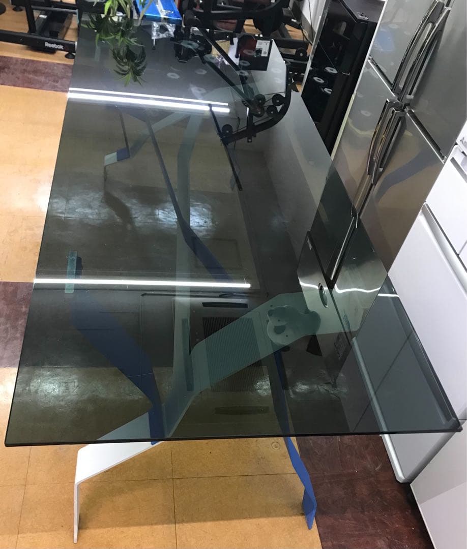 COUNTACH テーブル