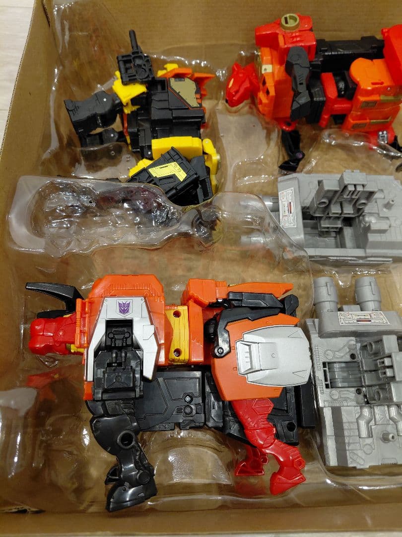 美品　トランスフォーマーパワーオブプライム PP-31　プレタキング