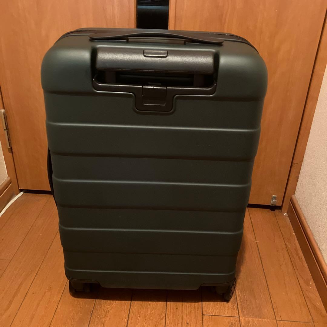 i*）様 MUJI バーを自由に調節できる　 ハードキャリーケース（３６Ｌ）カー