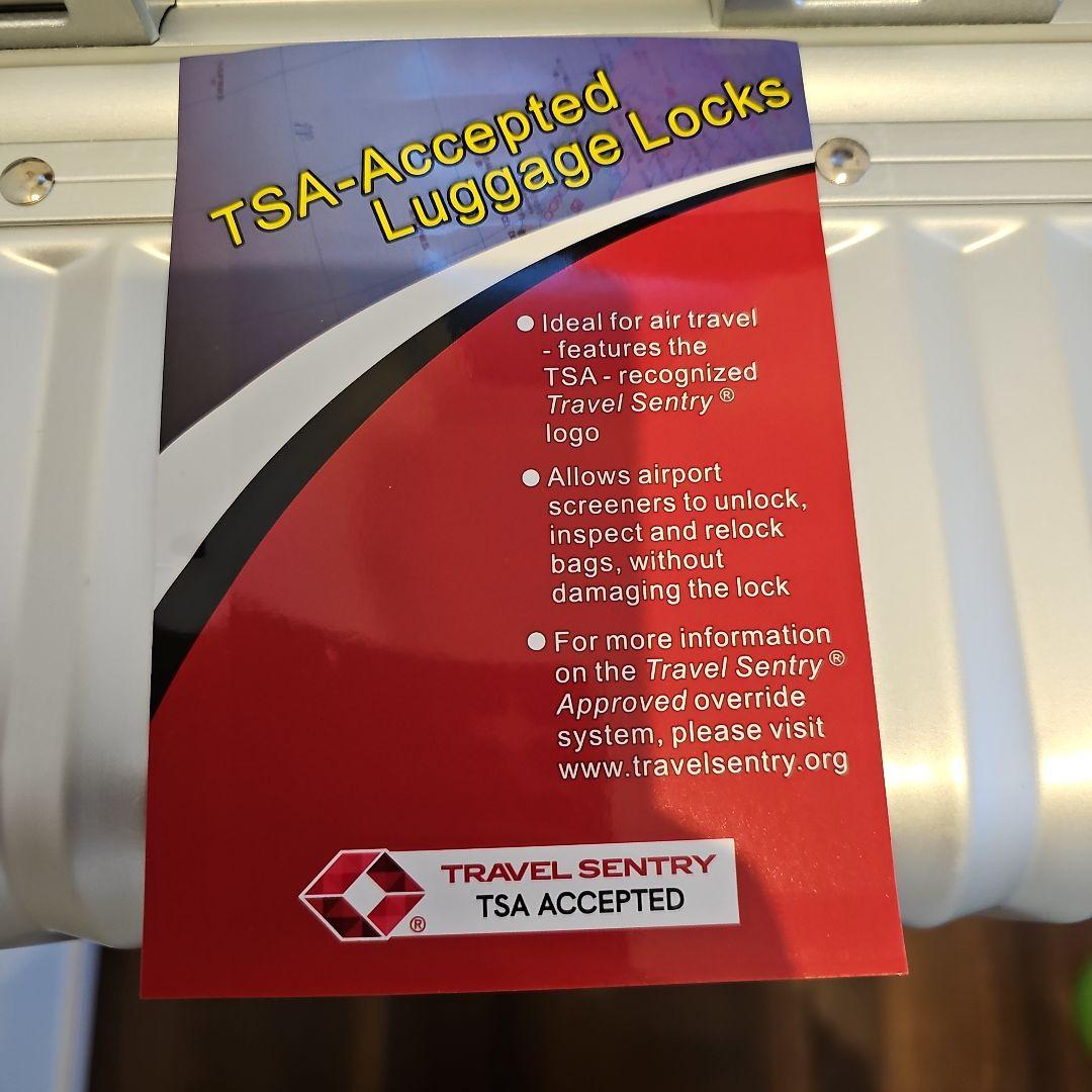 メルセデス　ベンツ　非売品　キャリーケース　キャリーバッグ　新品　未使用品