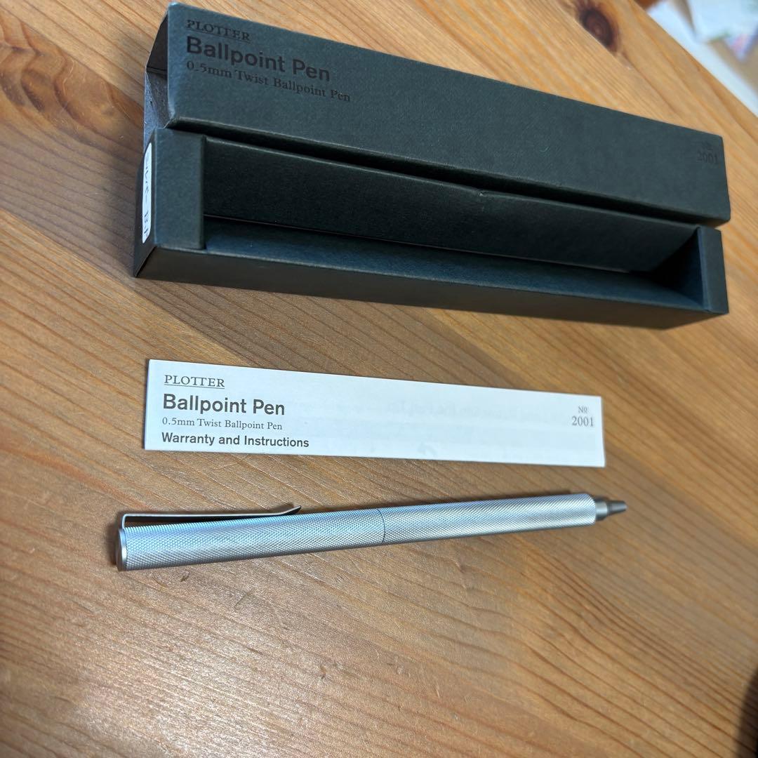 プロッター　ボールポイントペン　シルバー　0.5mm