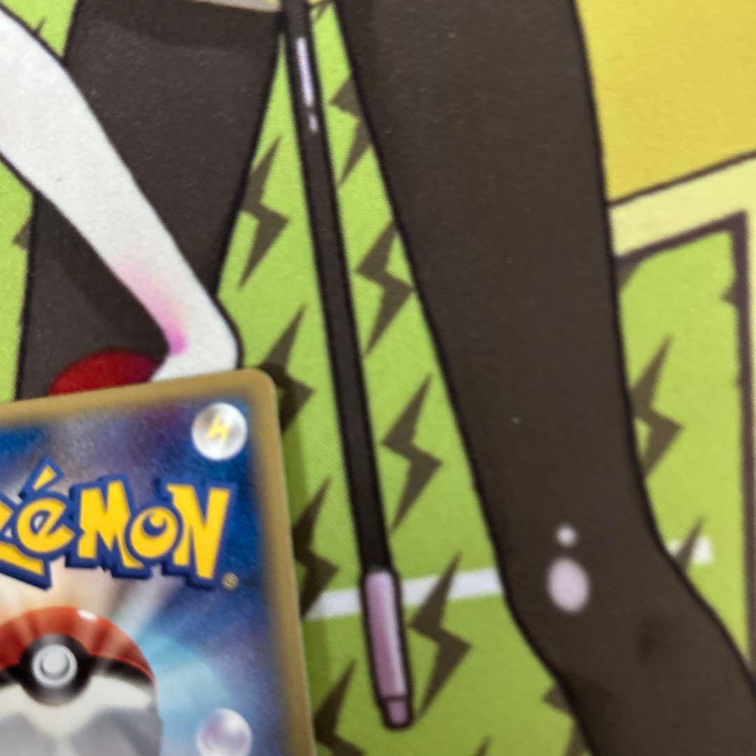 ポケモンカード　ブラッキーデルタ種