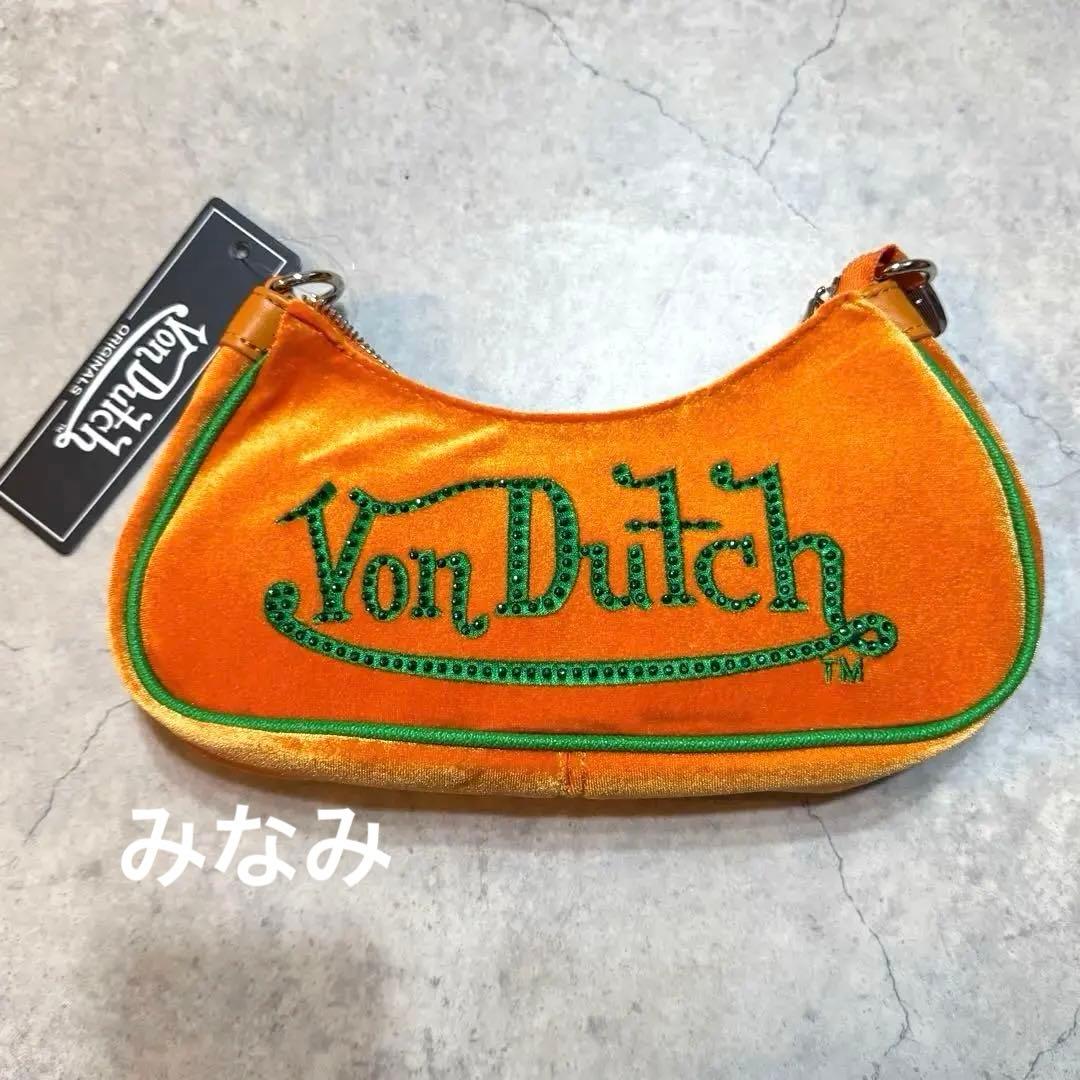 【新品未使用タグ付き】Von Dutch ベロア ロゴショルダーバッグ オレンジ