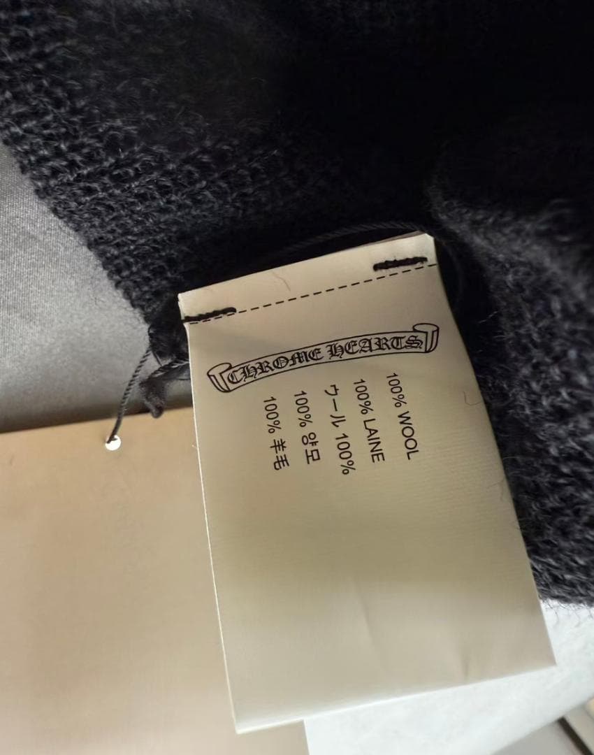 新品、未使用　クロムハーツ　ニット帽　ビーニー　黒　レディース