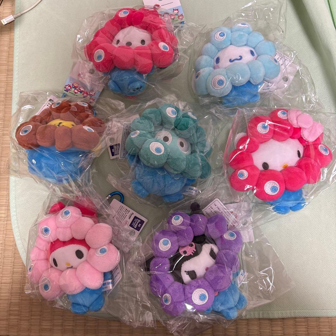 ミャクミャク　サンリオ　コラボ　ぬいぐるみ　カラビナ付　コンプリート　万博限定