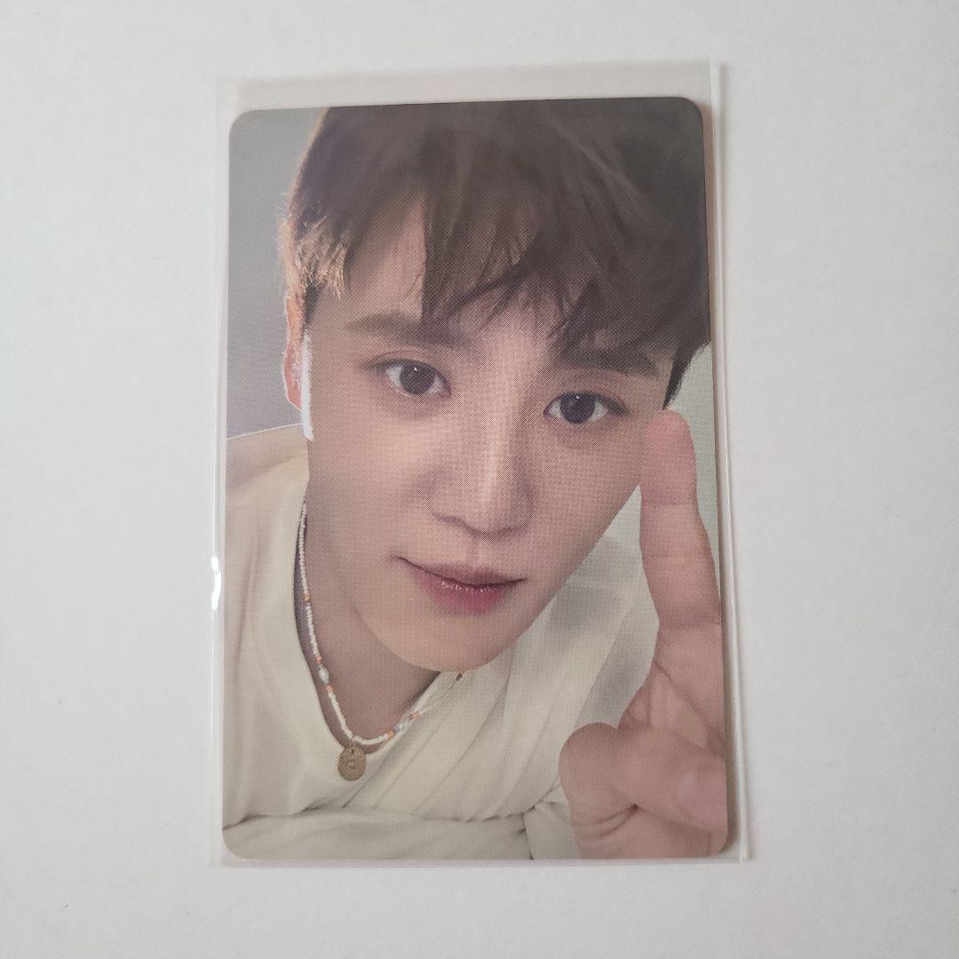 XIA ジュンス★公式　韓国AZIT　Tシャツ　白　トレカ