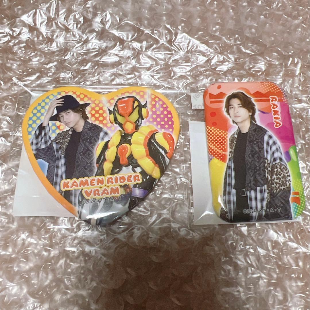 仮面ライダーガヴ　TOS くじ　A賞 特大ハート型缶バッジ　ラキア　ヴラム