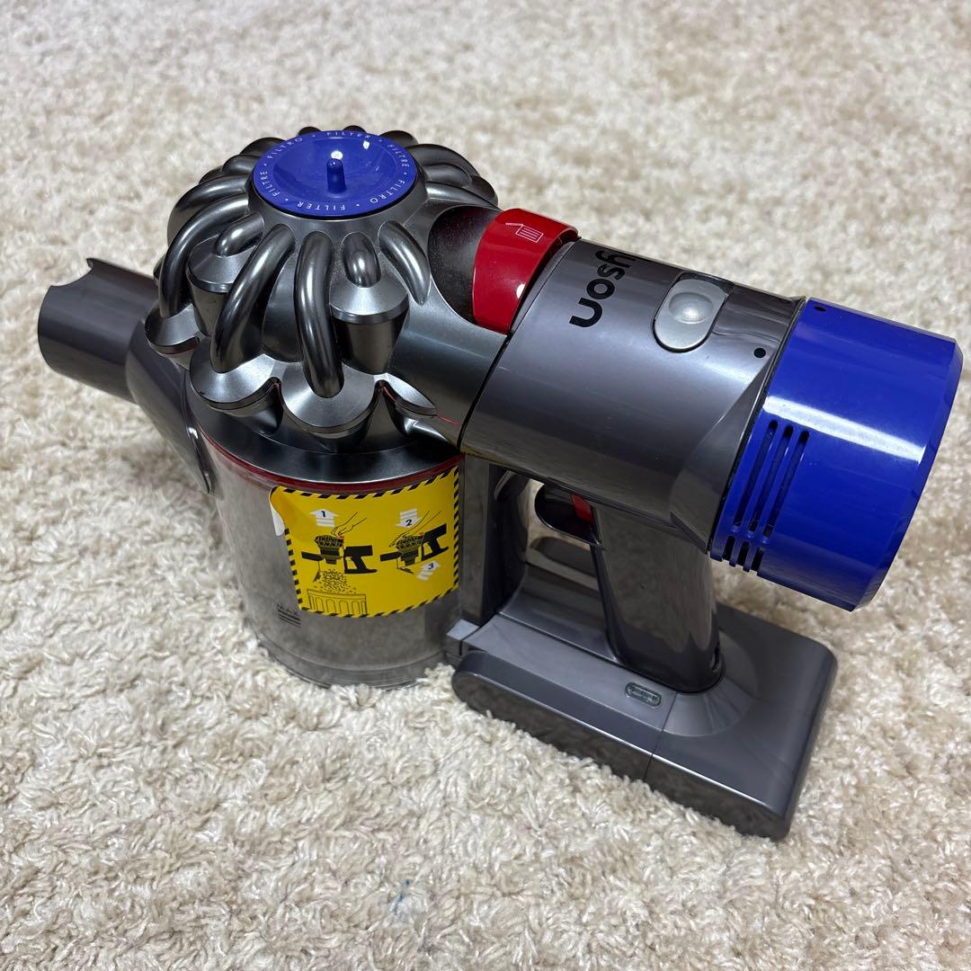 お正月セール　Dyson V8 コードレススティッククリーナー SV10