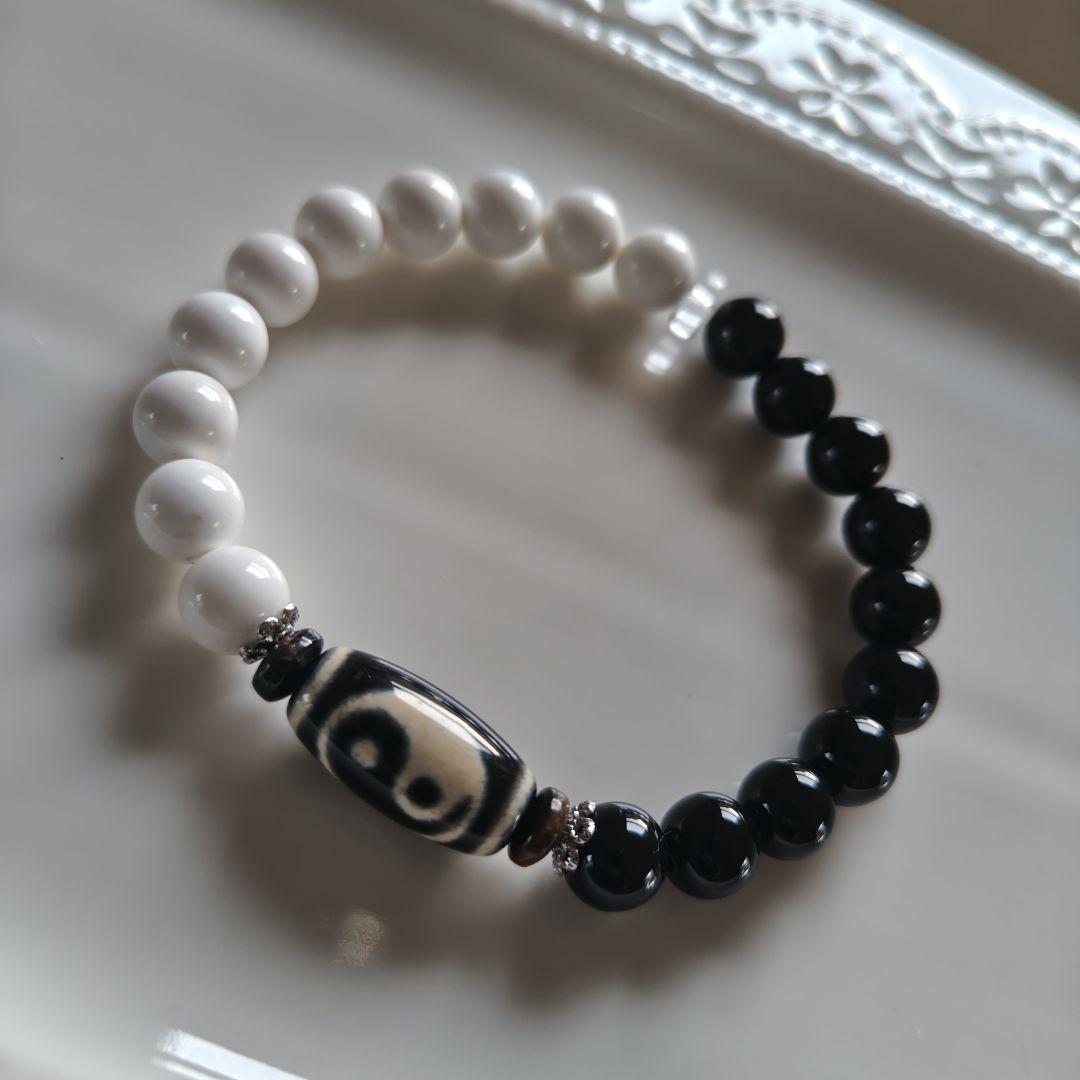 新作♡陰陽太極天珠、黒北投石、天然ホワイトオニキス