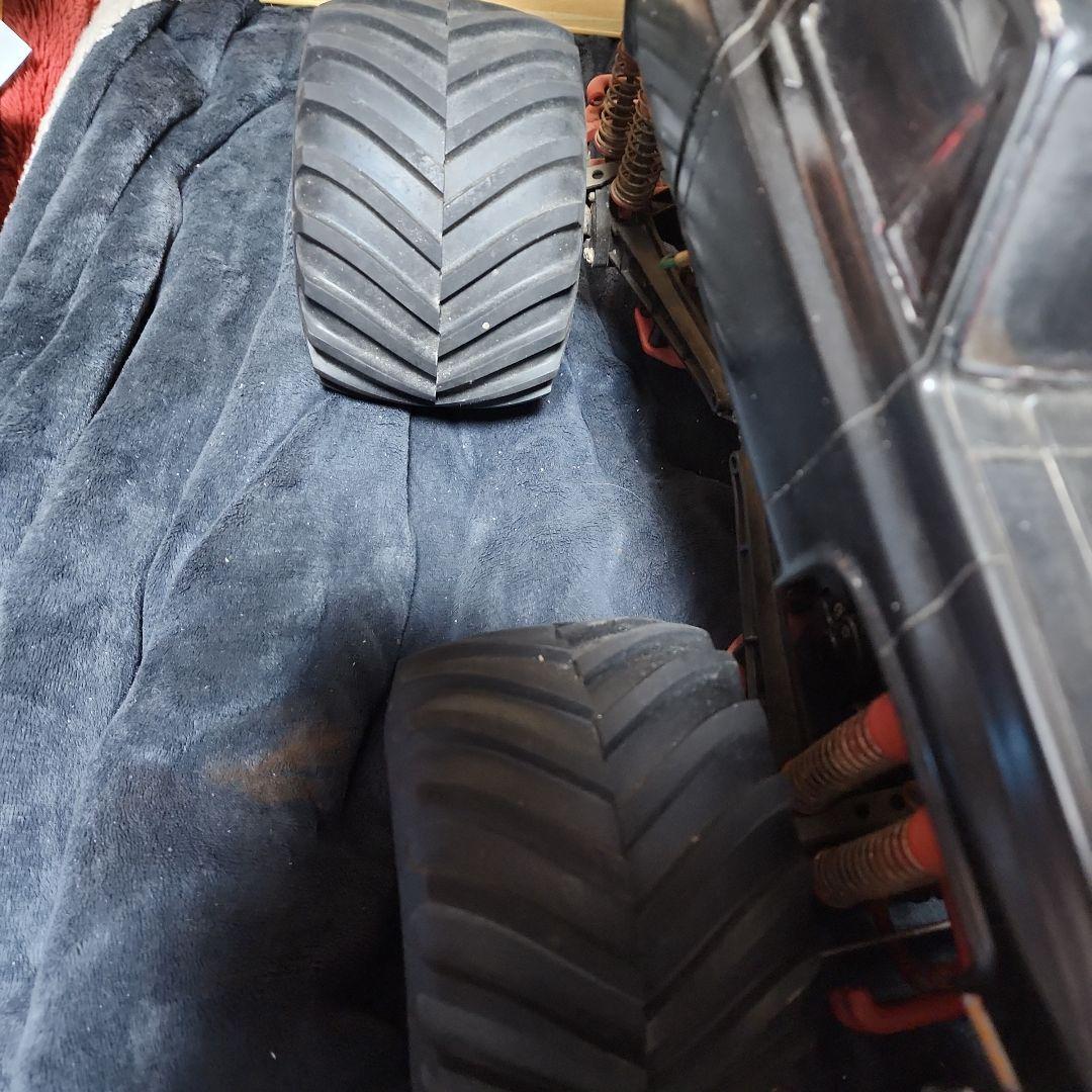 ラジコン タミヤ 多分…初期型の クラッドバスター 製作途中の物の出品