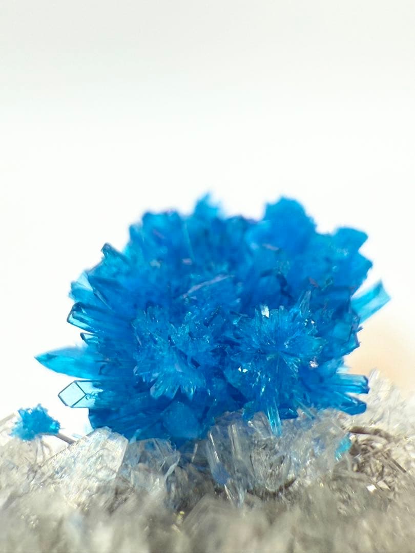 高品質　カバンサイト　インド産　原石　鉱物標本　ペンタゴナイト　鉱石　水晶