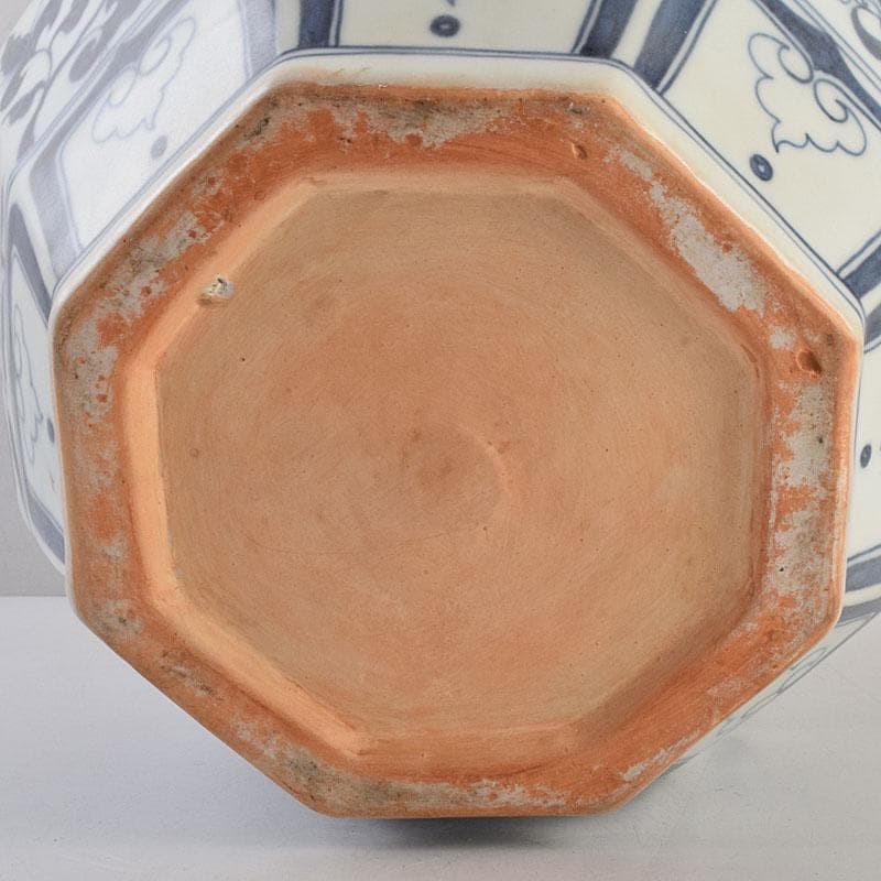 中国　青花　花弁文　八角面取瓶　壺　C　8945A