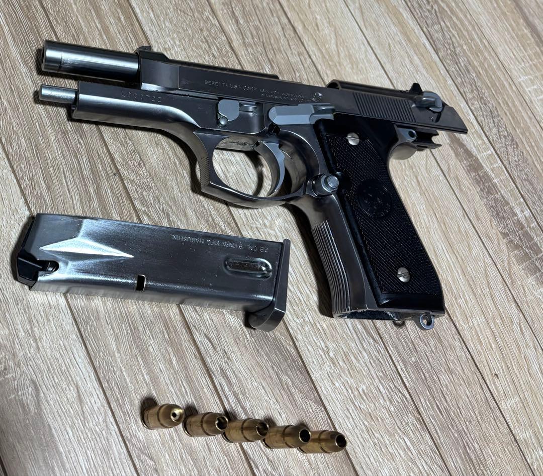 マルシン　モデルガン　ベレッタ92 2丁セット（シルバー、ブラック）