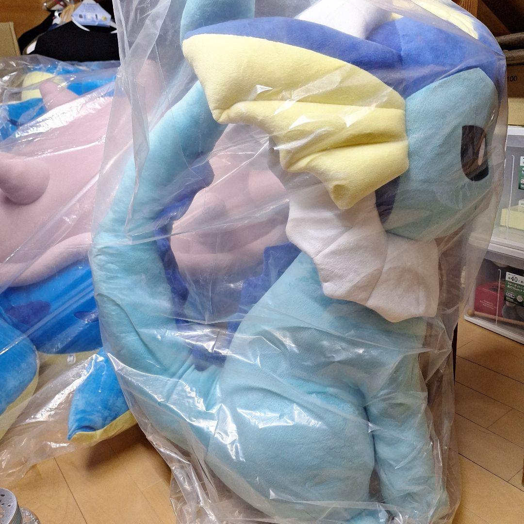 オマケ付き　ポケモンセンター　シャワーズ　等身大　ぬいぐるみ　おすわり