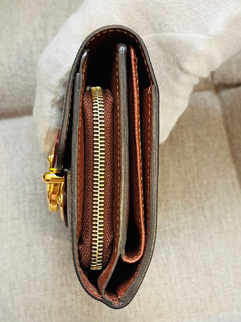 【良品】ルイヴィトン モノグラム 2つ折り財布 カード9 大容量 LV金具付き