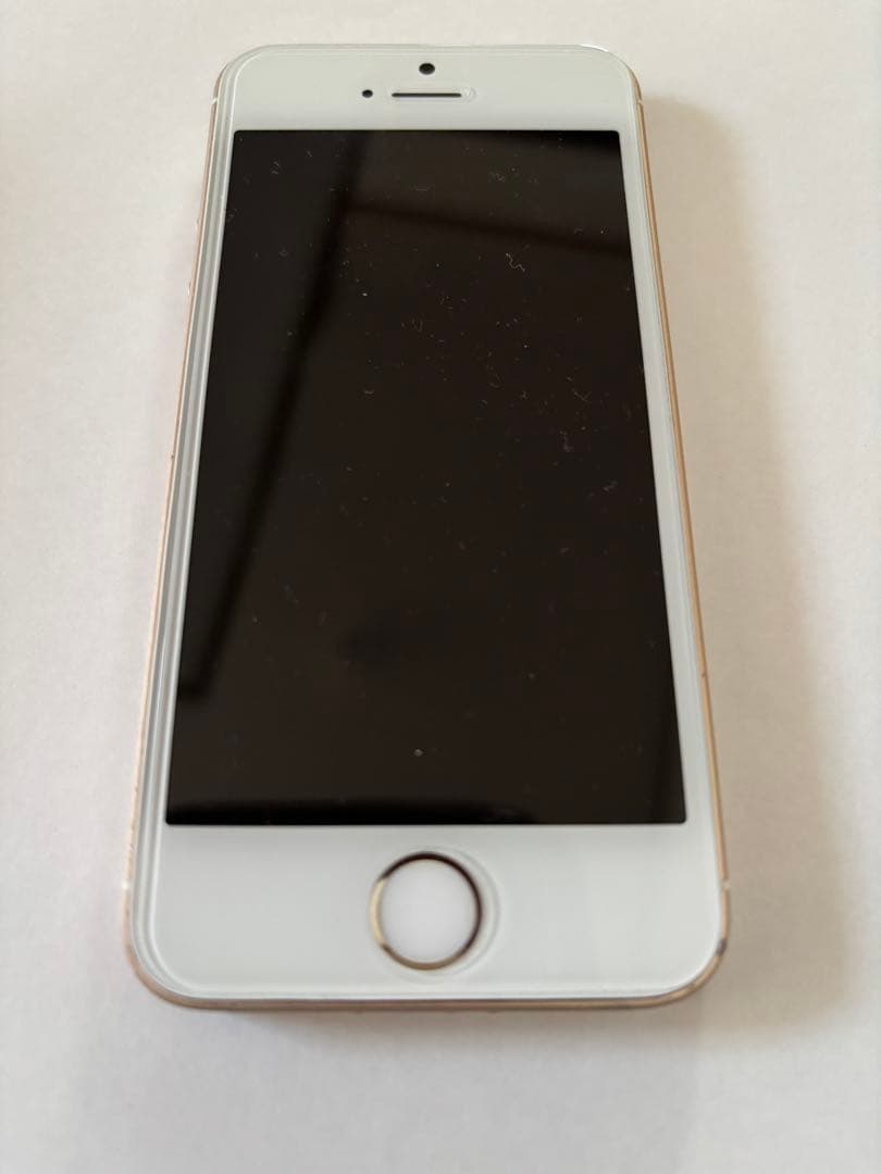 Apple iPhone SE 128GB 本体