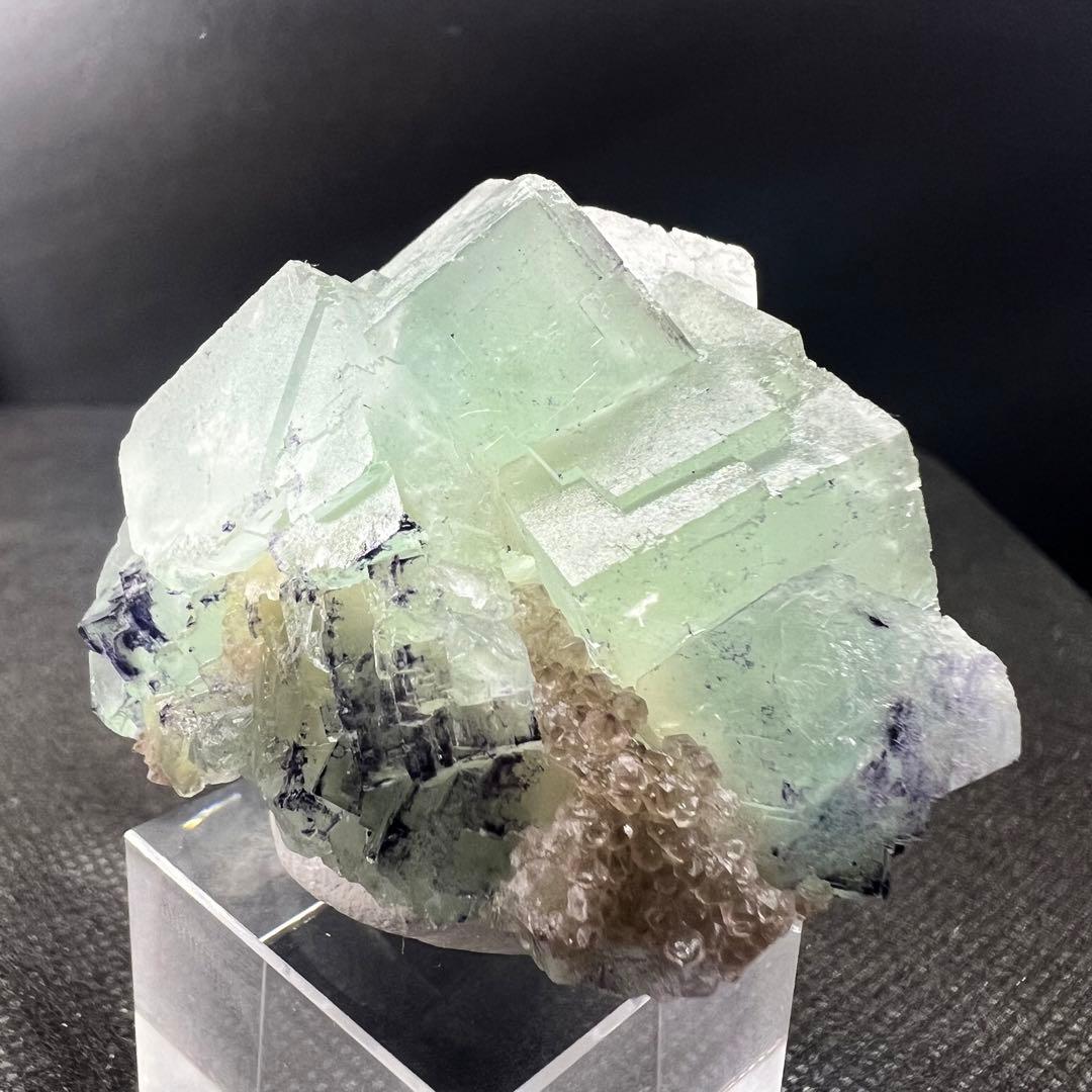 北京産　「瓶覗色（かめのぞきいろ）」フローライト