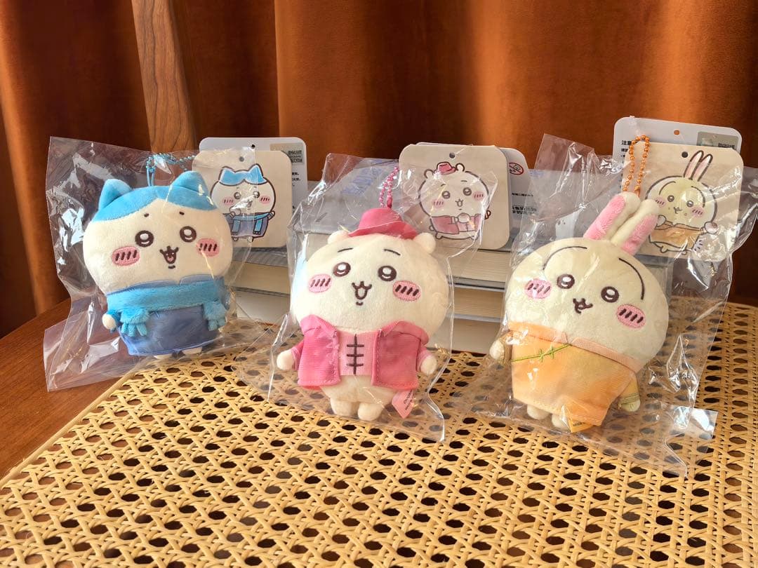 ちいかわ　上海限定 レトロ　マスコット　うさぎ　ハチワレ　ちいかわ　3点セット