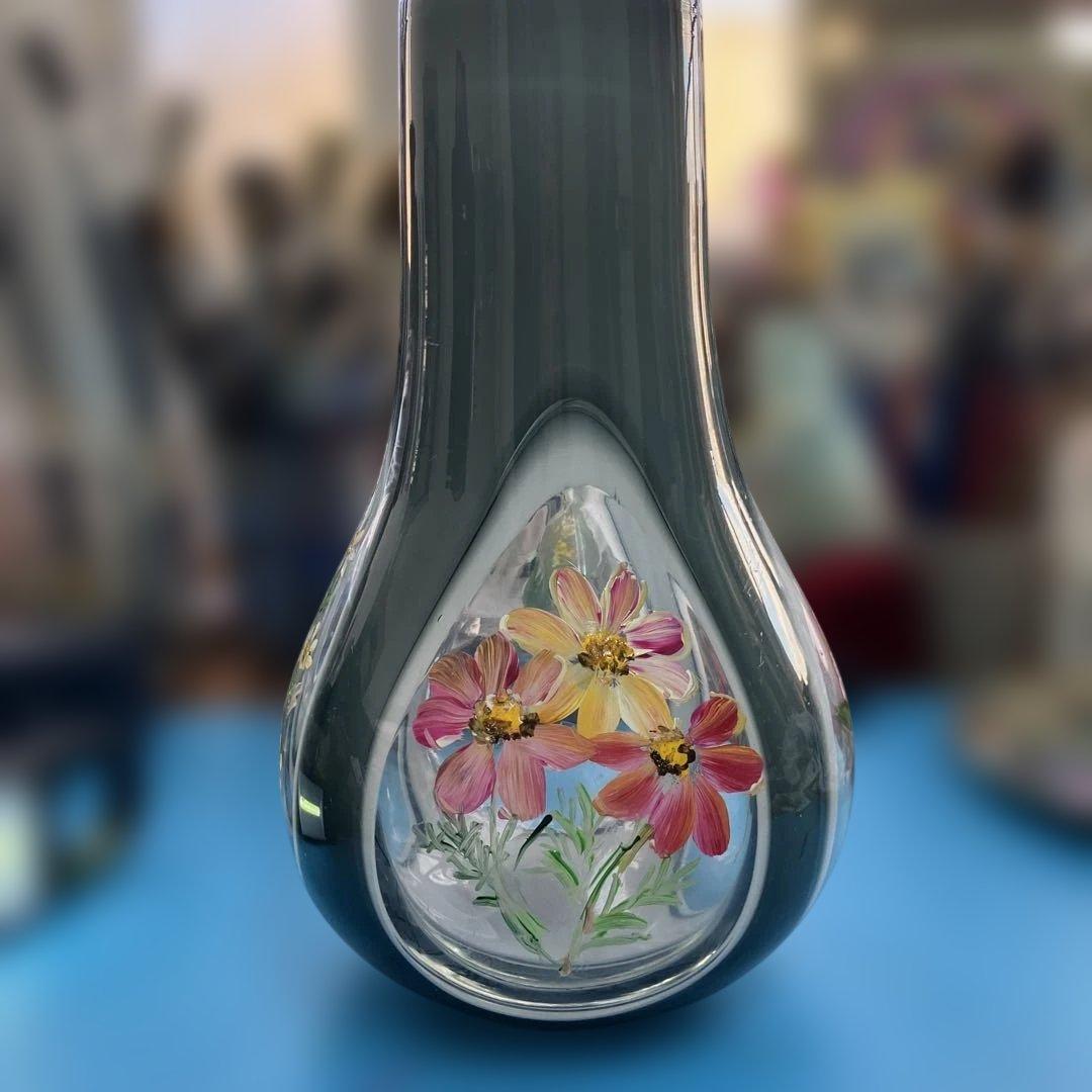 手描き花柄ガラス花瓶