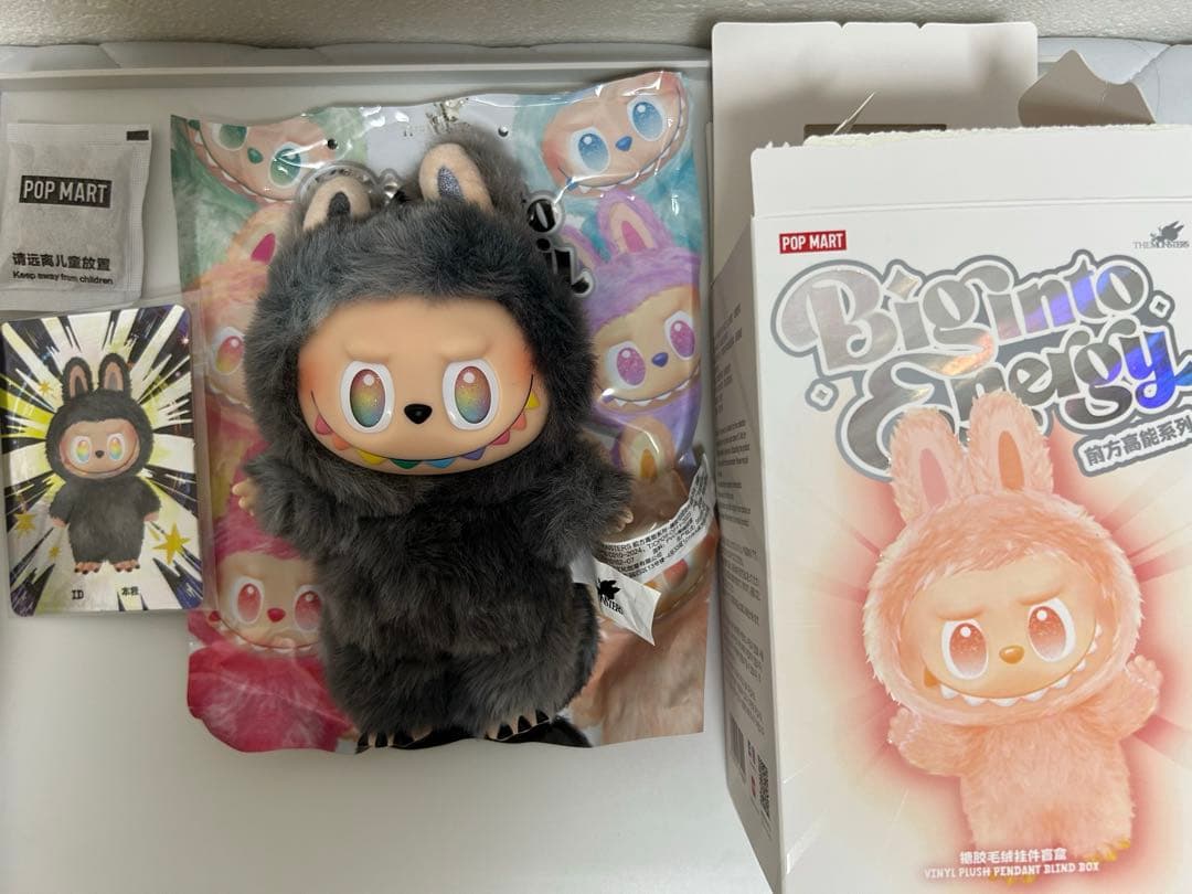 【うりる】LABUBU Big into Energy ID シークレット