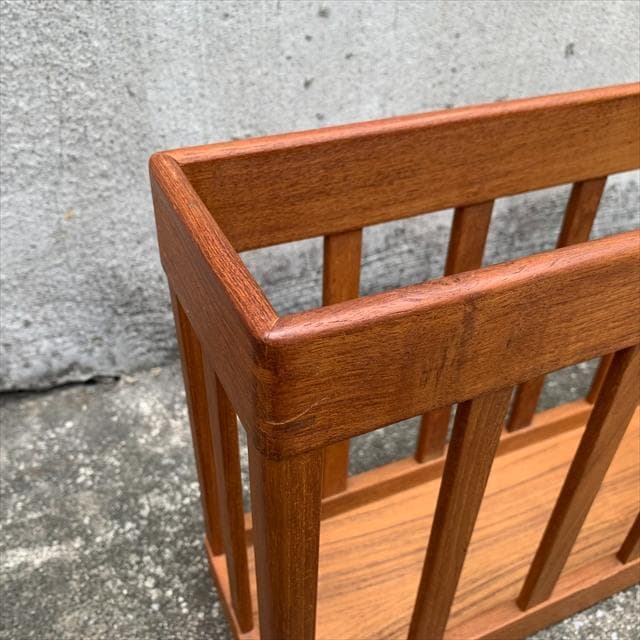 北欧デンマーク｜チーク材ウォールマガジンラック｜ヴィンテージ｜