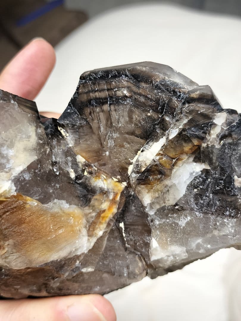 【超特価】スモーキーエレスチャル　金色のきらめき