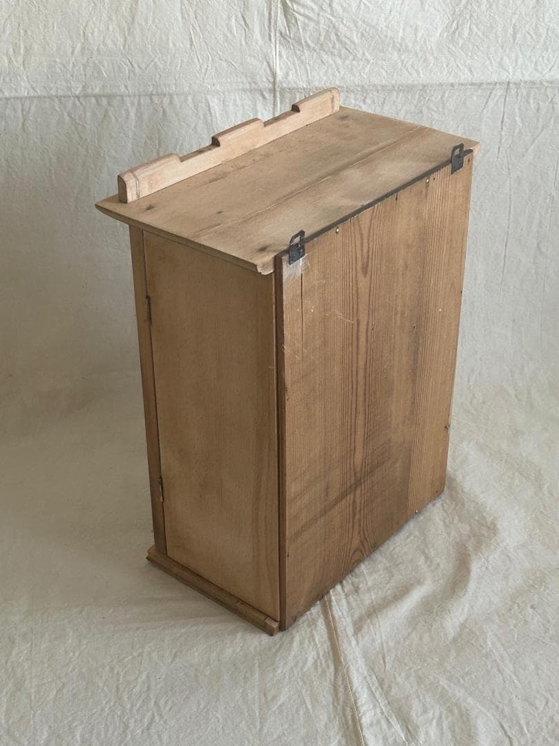 フランスアンティーク　飾り棚　ウォールキャビネット　ガラスケース　ブロカント